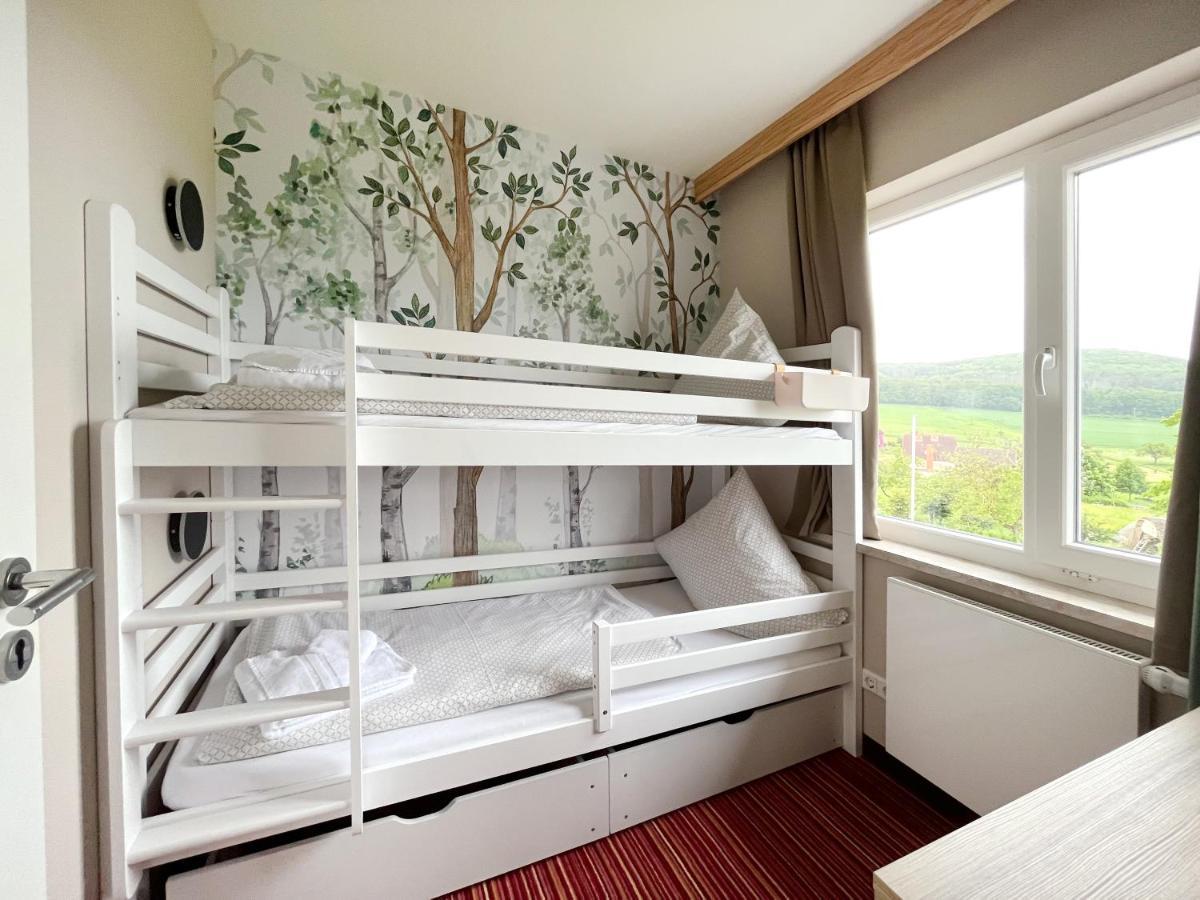Familienhotel "Rhoen Feeling" Bernshausen Esterno foto