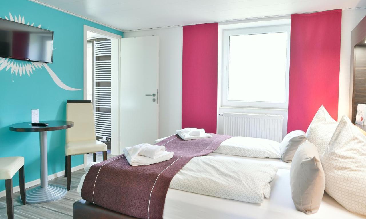 Familienhotel "Rhoen Feeling" Bernshausen Esterno foto