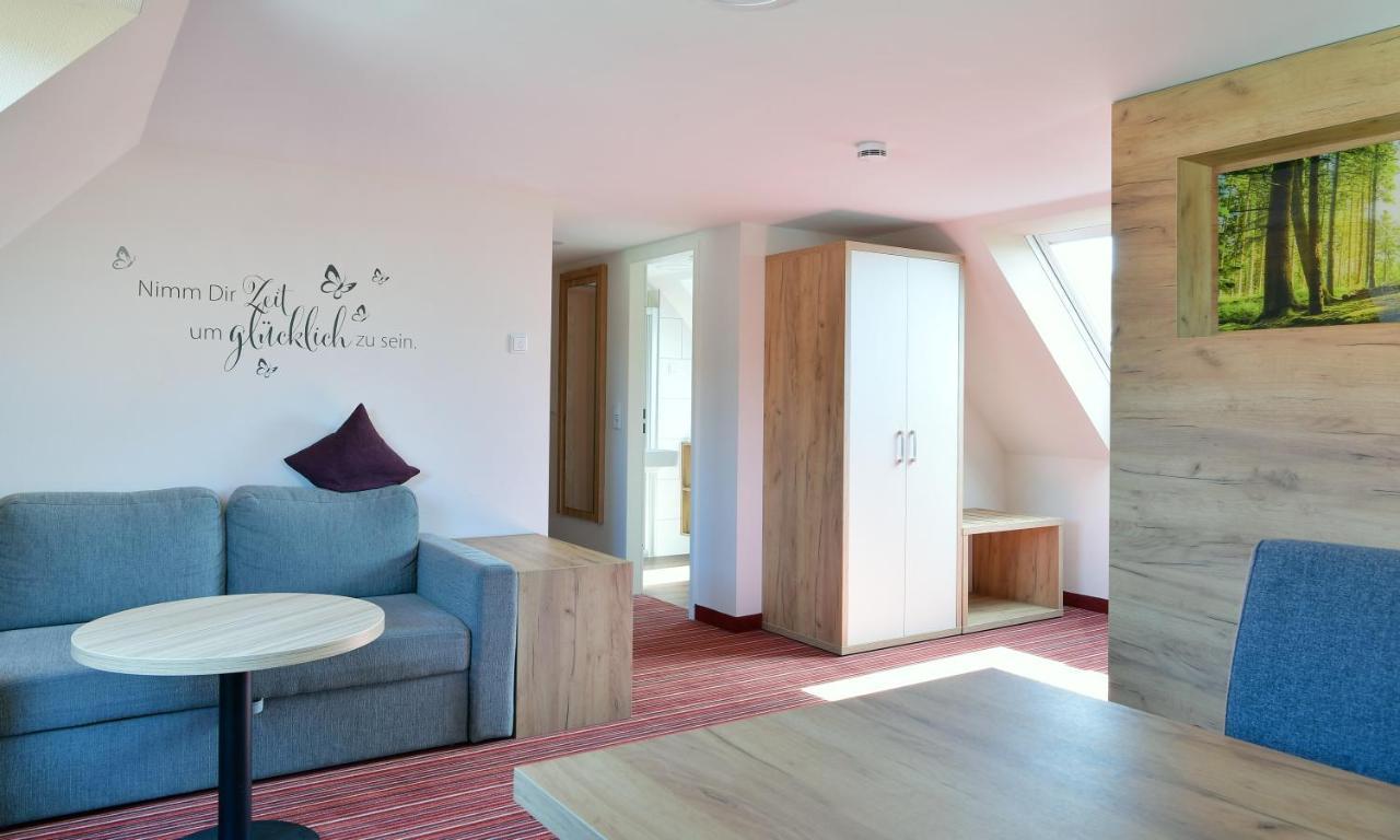 Familienhotel "Rhoen Feeling" Bernshausen Esterno foto