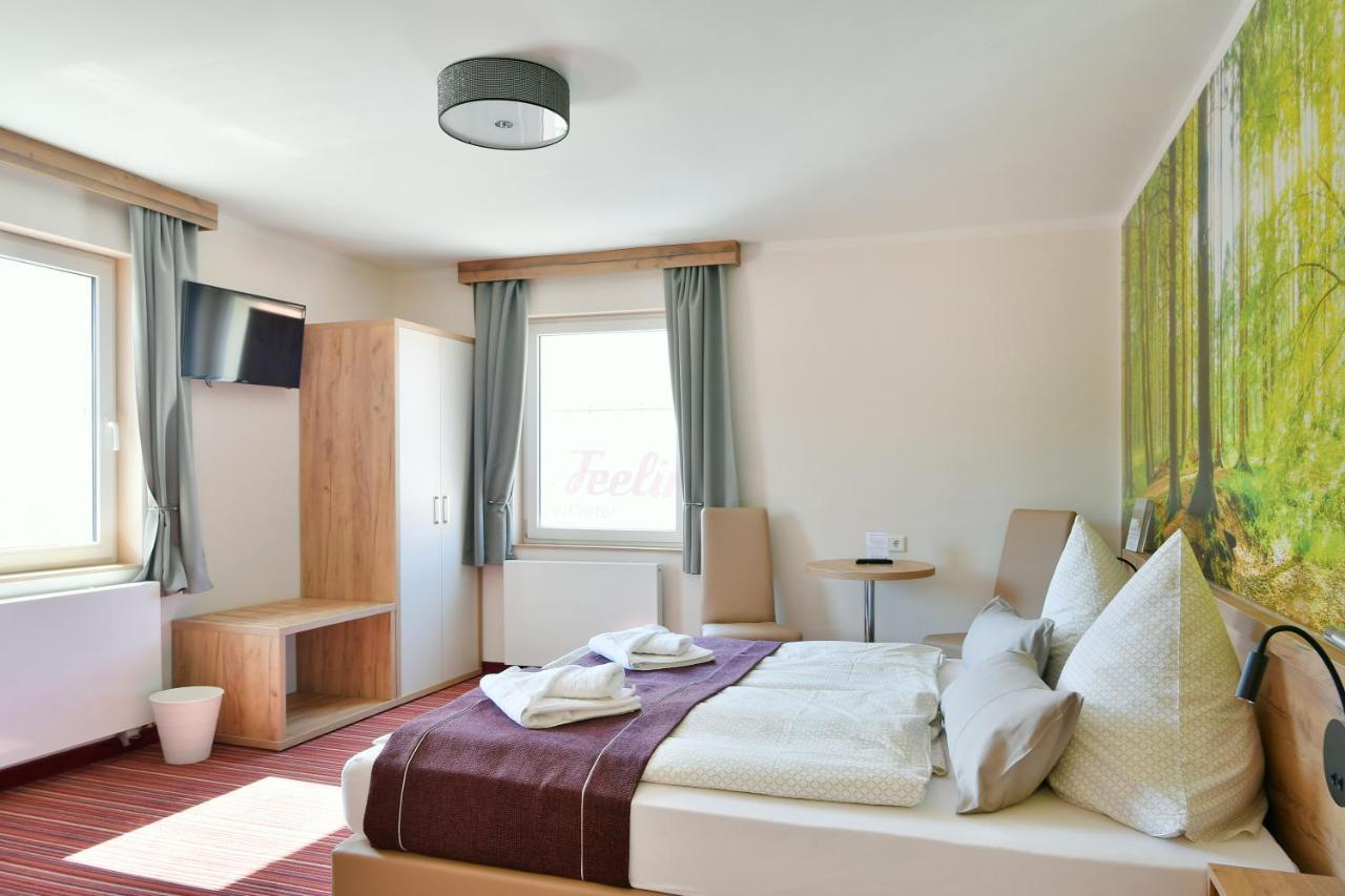 Familienhotel "Rhoen Feeling" Bernshausen Esterno foto