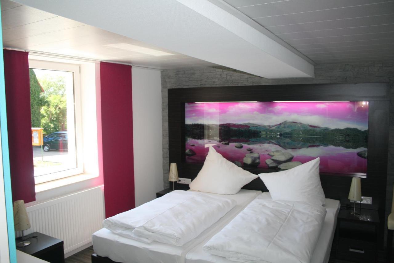 Familienhotel "Rhoen Feeling" Bernshausen Esterno foto